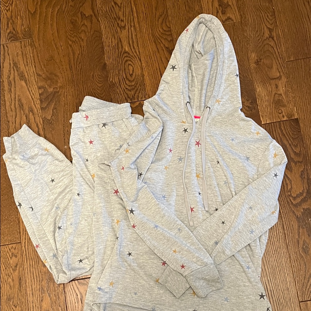 Jane and Delancey Star Pattern Gray Hoodie and Joggers Set
